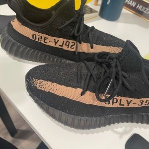 YEEZYS ADIDAS / size 8 in men / 350 V2 COPPER
